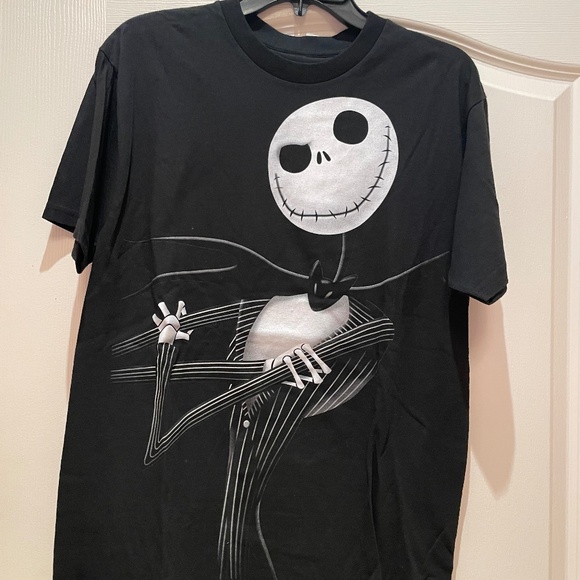 Disney Nightmare Before Christmas Tee - Picture 1 of 2
